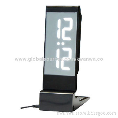 2014 Latest Novelty Digital LED Desk Clock with Power Outlet, 3-piece AAA and 3V Backup Batteries